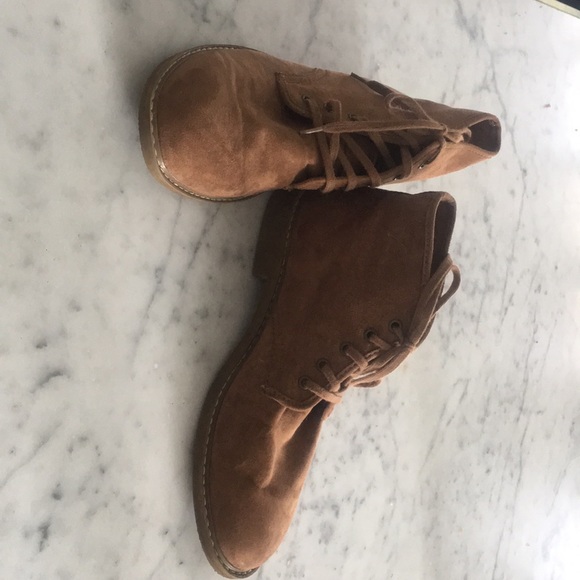 navy chukka boots mens